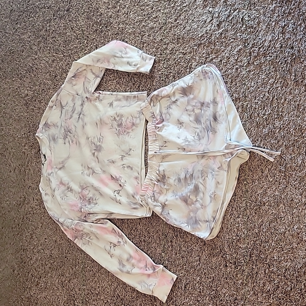 Long sleeve and short set